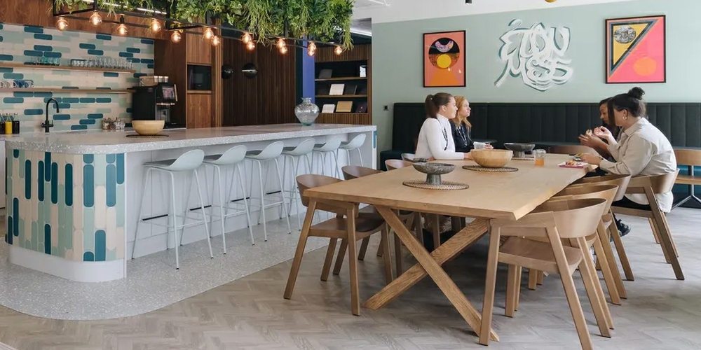 Aspire-Office-Solutions-Agile-Working-Table-Hawk-Arborex